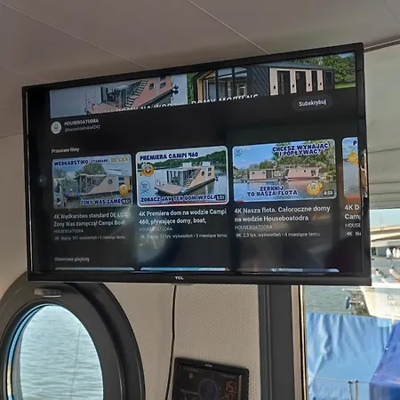 Houseboat Water Boy Apartament Plywajacy Dom Na Wodzie Lodz Апартаменти *